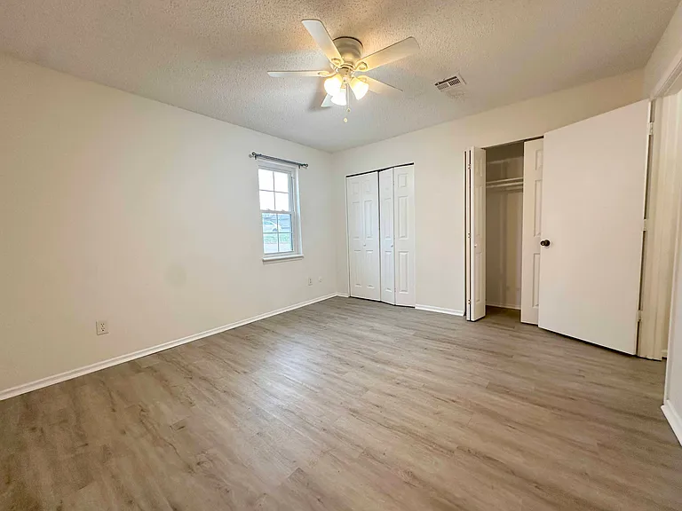 11004 NW Player Dr — Photo 27