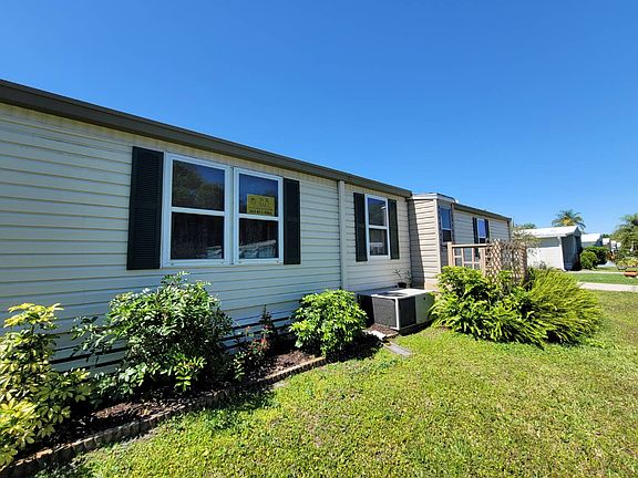 4th image of 5620 Lake Lizzie Dr #83