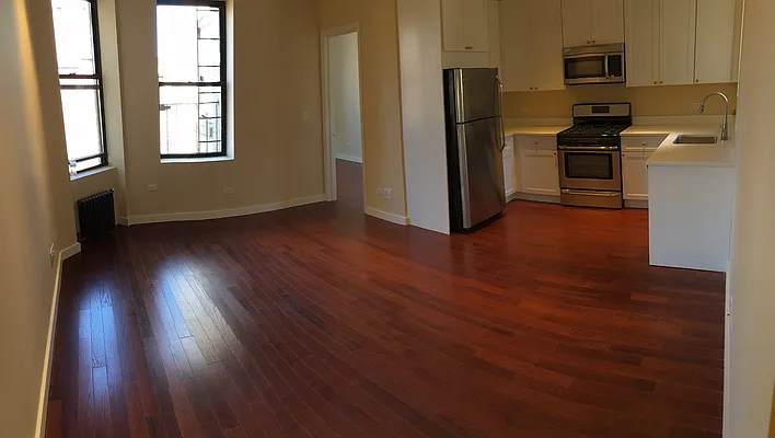 Rented by Mann Maurice A | media 21