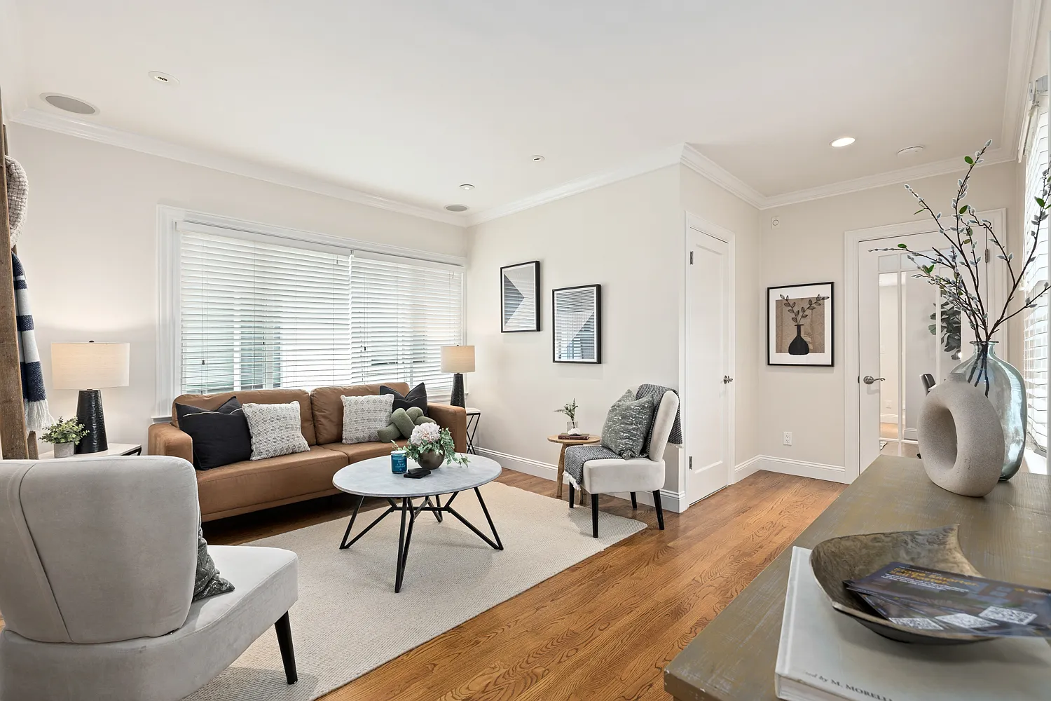 1 bed, $3,995 — Photo 3