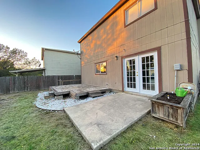 4203 Misty Springs Dr — Photo 24