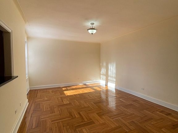 5th image of 2147 E 17th St APT 3J