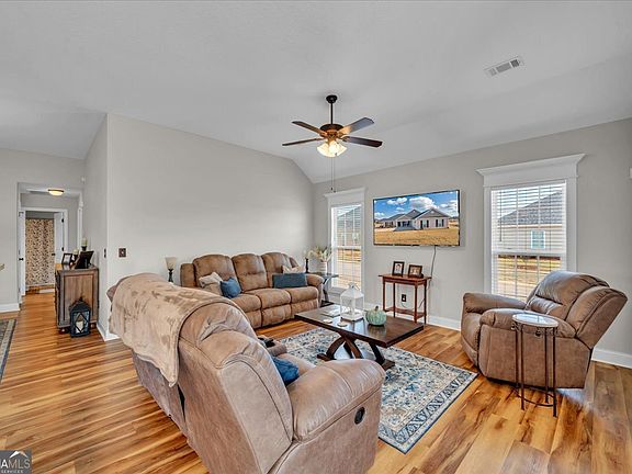 5th image of 2301 Quail Ridge Ln