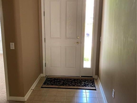 5th image of 11 Glenmoor Cir
