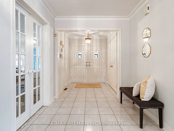 5th image of 85 Calgary Gdns