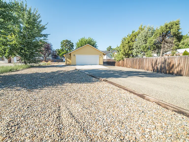 405 W 14th Ave — Photo 24