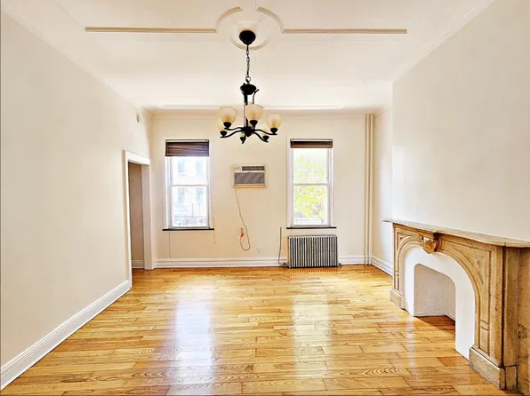 376 Manhattan Ave #2A, Brooklyn, NY 11211