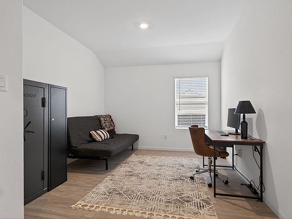 2nd image of 5877 Companion Loop