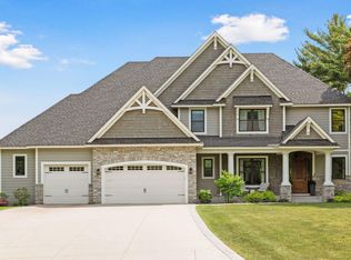 6305 S Knoll Dr, Edina, MN 55436