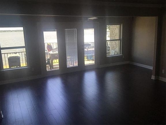4th image of 5224 Country Club Dr