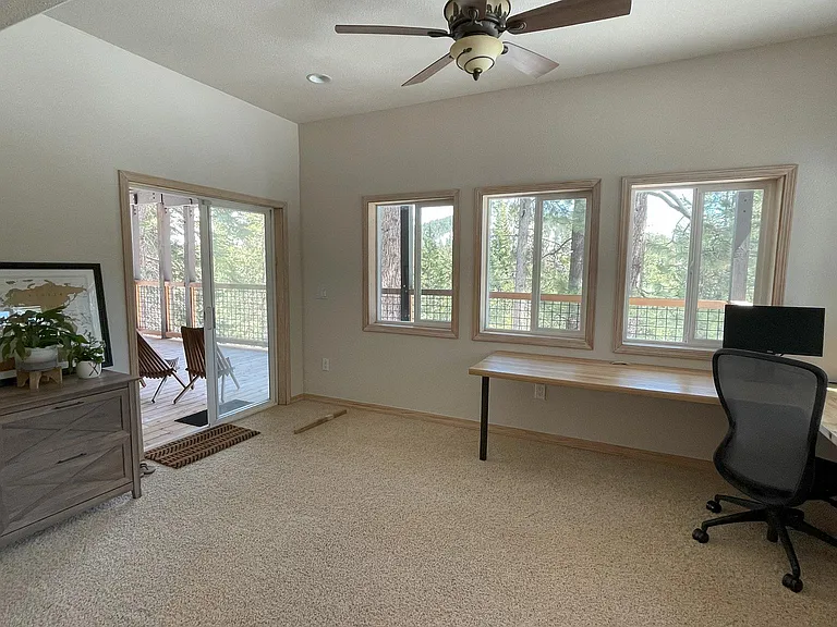 13049 Hillside Dr — Photo 32