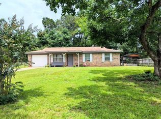 322 Johanna Dr, Ozark, AL 36360