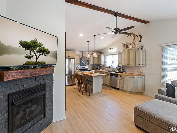 5th image of 237 Watson Rd #225