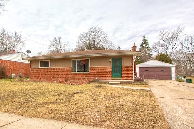1st image of 3250 Fernwood Ave