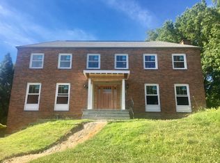 4217 Peachtree Pl, Alexandria, VA 22304