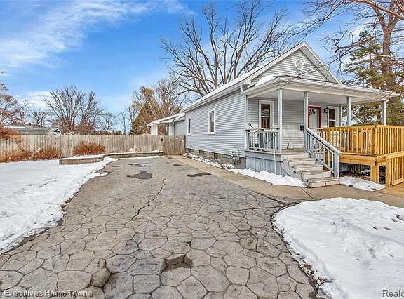 5th image of 1713 Lyon St