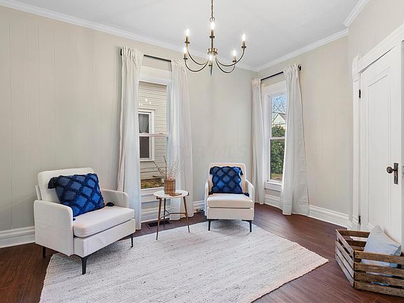 5th image of 506 E Vine St