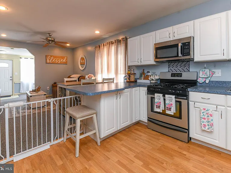 322 W Washington St — Photo 12