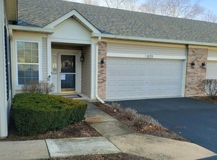 1575 W Cadillac Cir, Romeoville, IL 60446