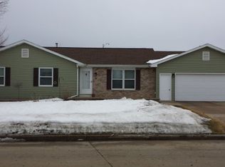 50 Strawberry Ln, Appleton, WI 54915