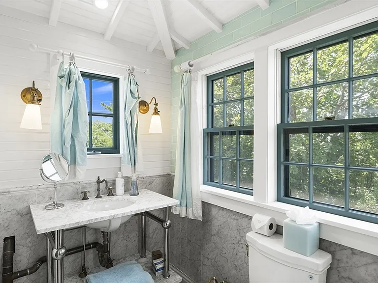 21 McKinley Ave — Photo 22