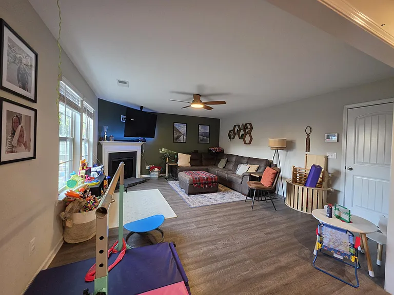 147 Niblick Dr — Photo 8