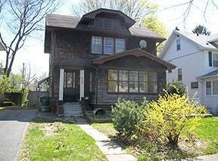 999 Arnett Blvd, Rochester, NY 14619