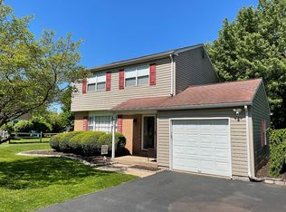 872 Saint Davids Ave, Warminster, PA 18974