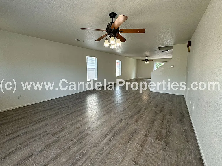 8008 Firecracker Trl — Photo 8
