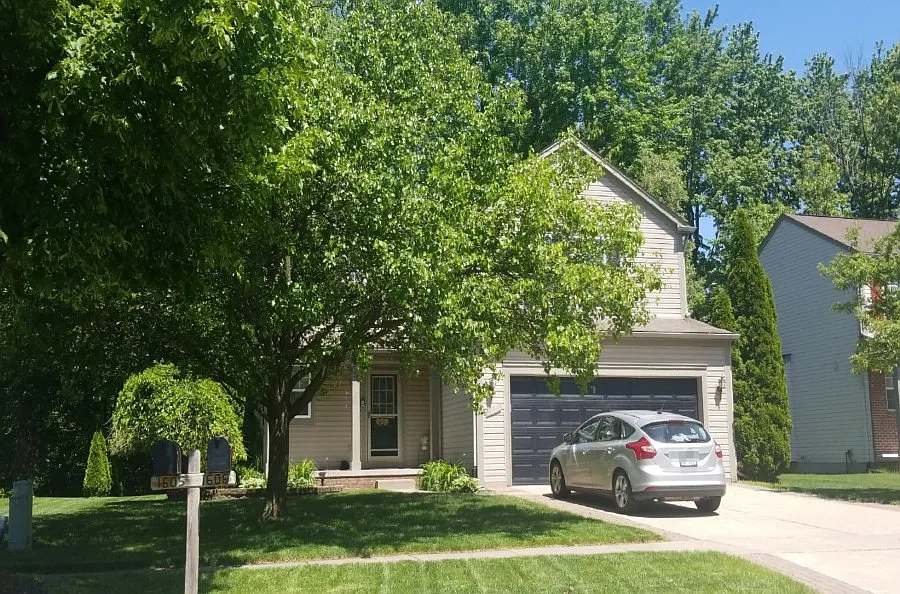 1605 Prairie Dr photo 1