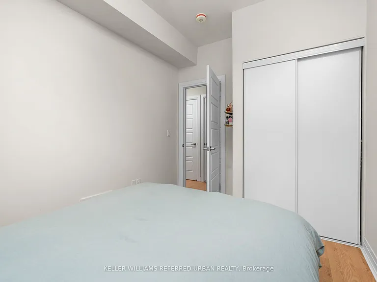 713 Lawrence Ave W #1 — Photo 31