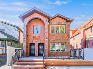 46-34 211th St #2, Bayside, NY 11361