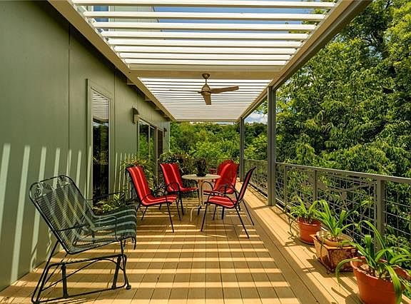 4th image of 5957 Highland Hills Dr