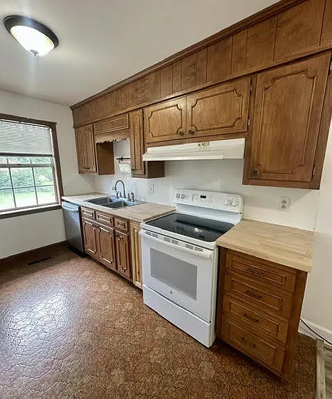 939 Sunset Dr — Photo 20