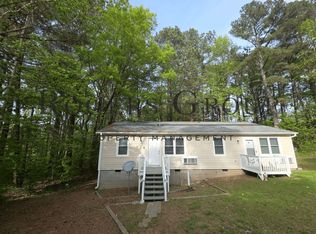 108-110 Holly Ct, Henderson, NC 27536