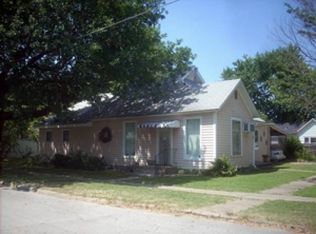 901 W Locust St, Independence, KS 67301