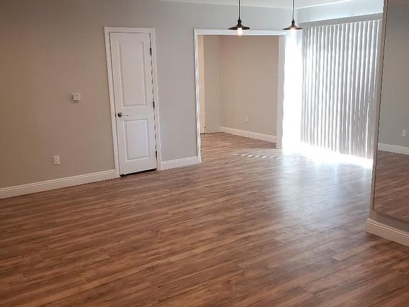 2nd image of 5033 Buffalo Ave APT 1