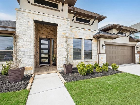 2nd image of 9206 Blue Stem Ct