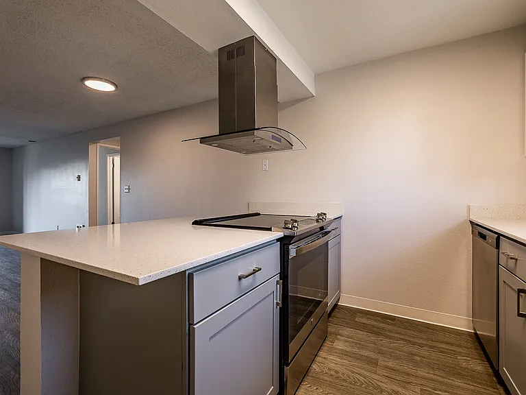 1202 Pearl — Photo 2