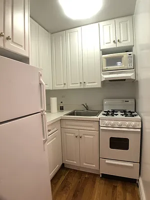 Rented by Corcoran | media 6