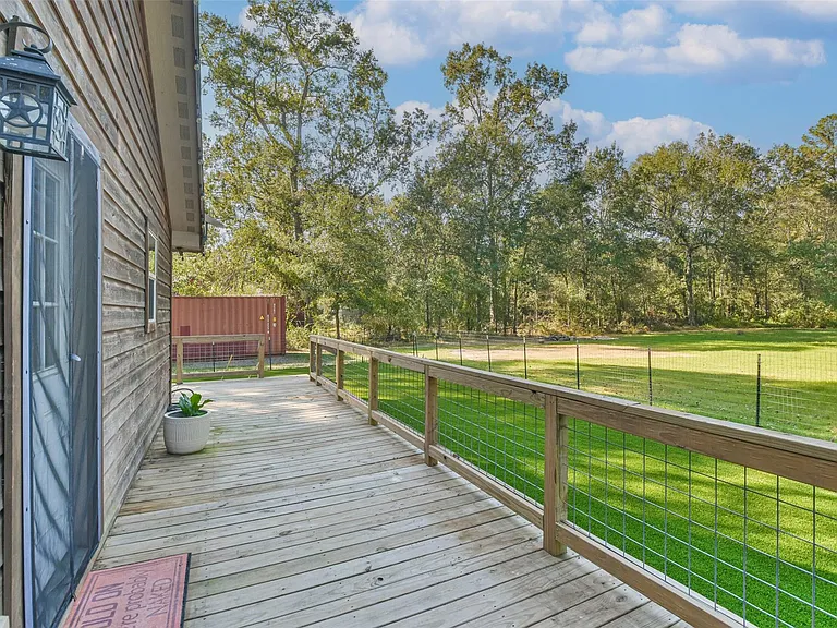 24237 Creekwood Dr — Photo 37