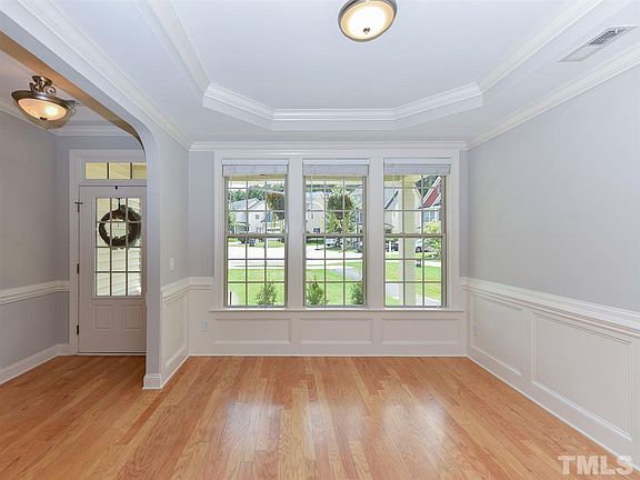 5th image of 1001 Kingman Dr