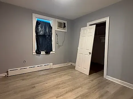 2 bed, 900 sqft, $2,200 — Photo 4