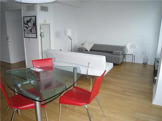 Rented by Platinvm Property Group New York | media 11