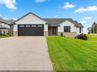 710 Westhill Dr, Green Bay, WI 54313