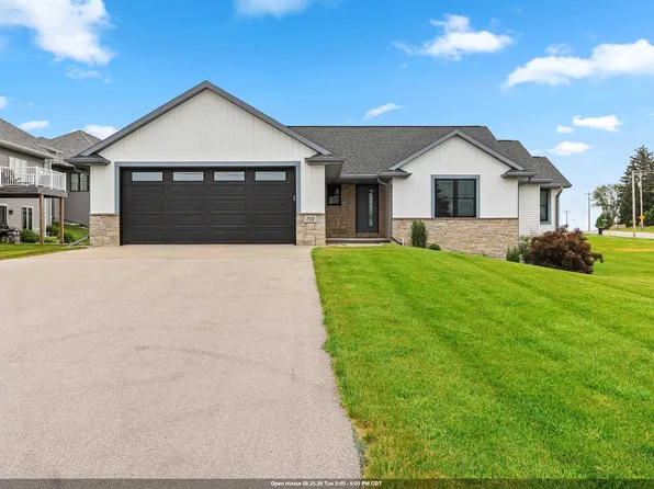 710 Westhill Dr, Green Bay, WI 54313