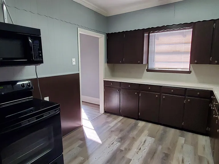 386 Nunnalee Ave — Photo 7