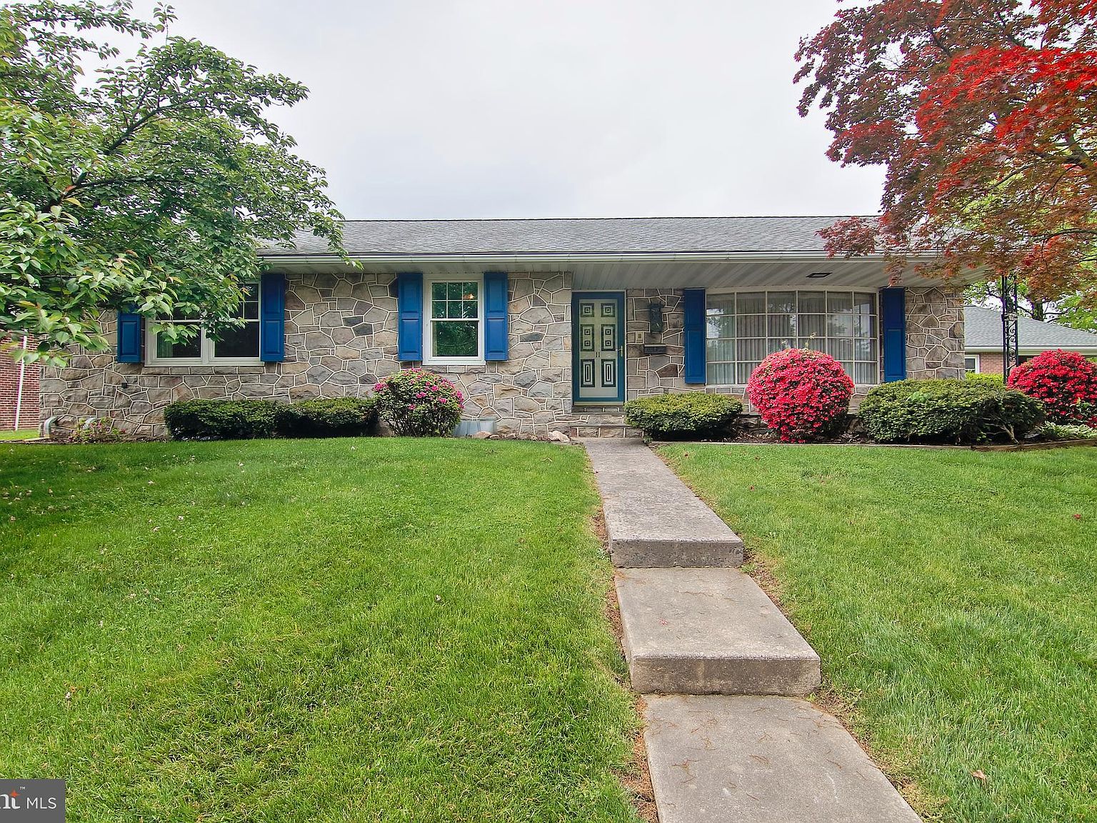 11 Grosstown Rd, Stowe, PA 19464 Zillow