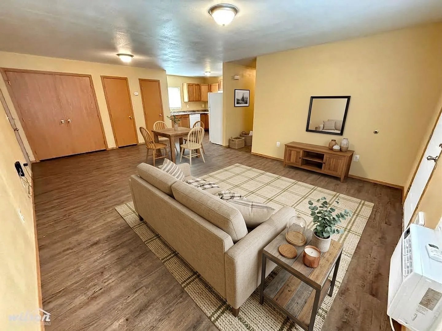 Beautiful 3 Bedroom Home in Tieton with Fully Fenced Backyard — Photo 2