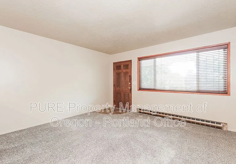 1135 SE 27th Ave — Photo 8